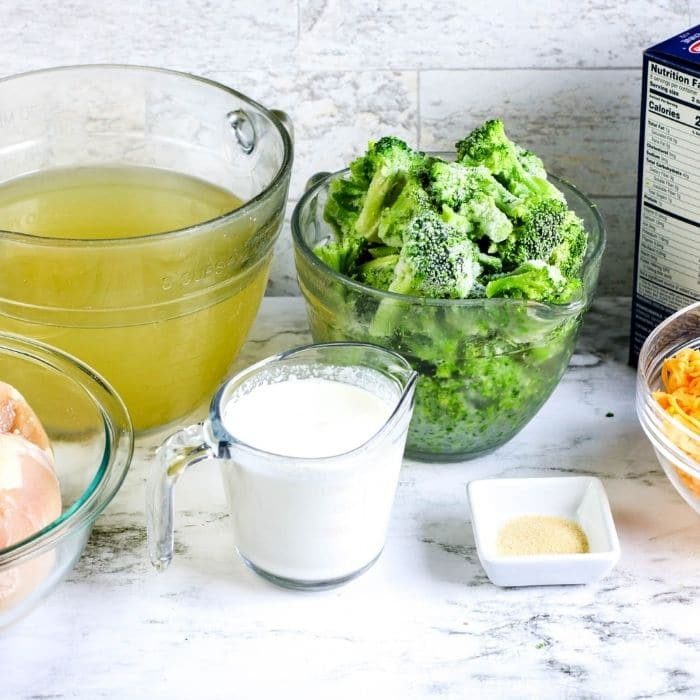 Instant Pot Cheesy Chicken Pasta, plus Broccoli
