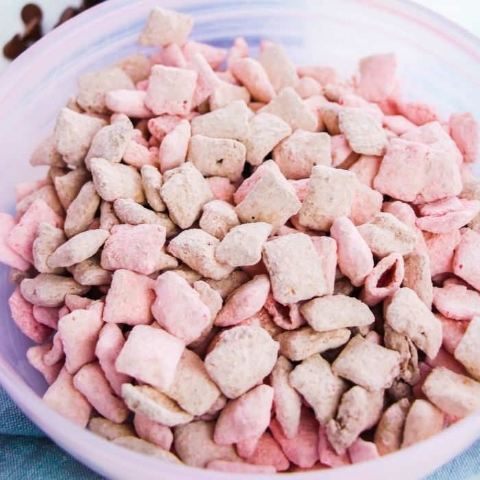 Chocolate Strawberry Puppy Chow
