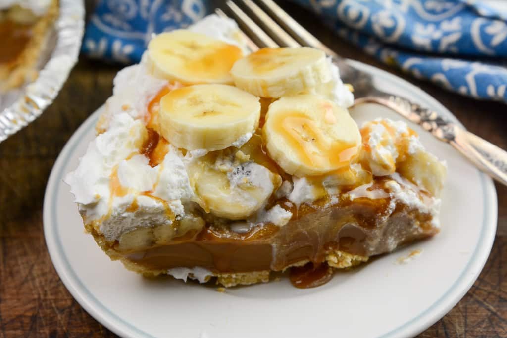 78+ Of The BEST Christmas Desserts To Make This Season