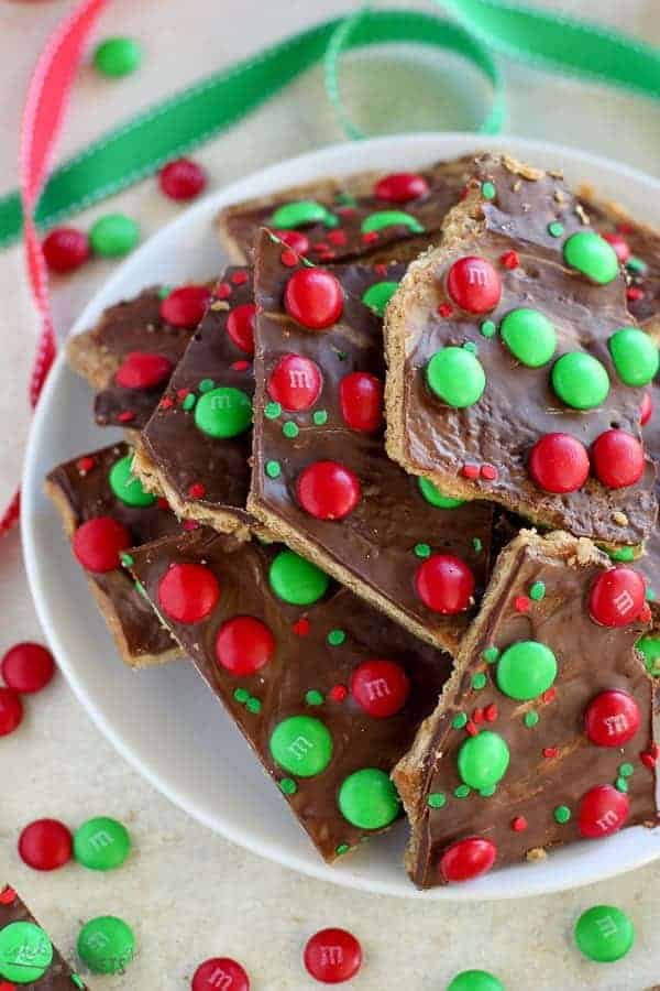 78+ Of The BEST Christmas Desserts To Make This Season