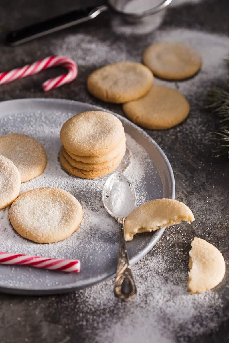 78+ Of The BEST Christmas Desserts To Make This Season