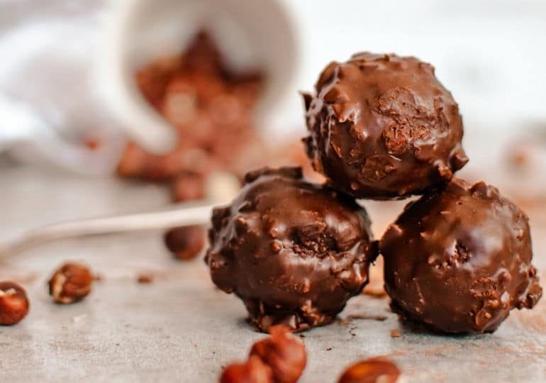 78+ Of The BEST Christmas Desserts To Make This Season