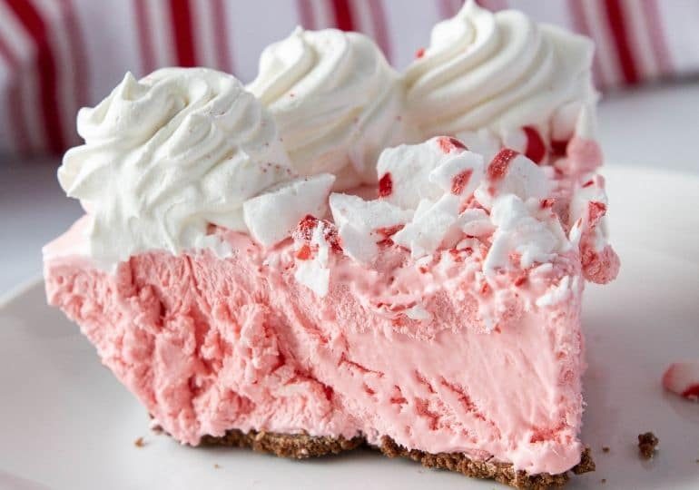 78+ Of The BEST Christmas Desserts To Make This Season