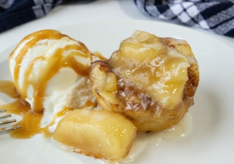 2 Ingredient Cinnamon Roll Apple Pie Cups