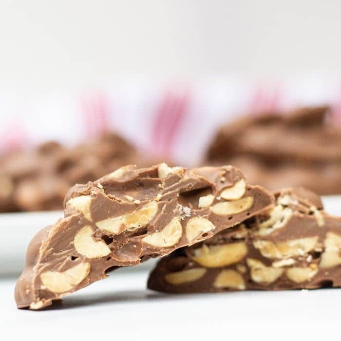 78+ Of The BEST Christmas Desserts To Make This Season