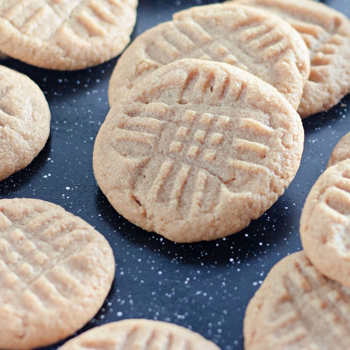 3 Ingredient Peanut Butter Cookies