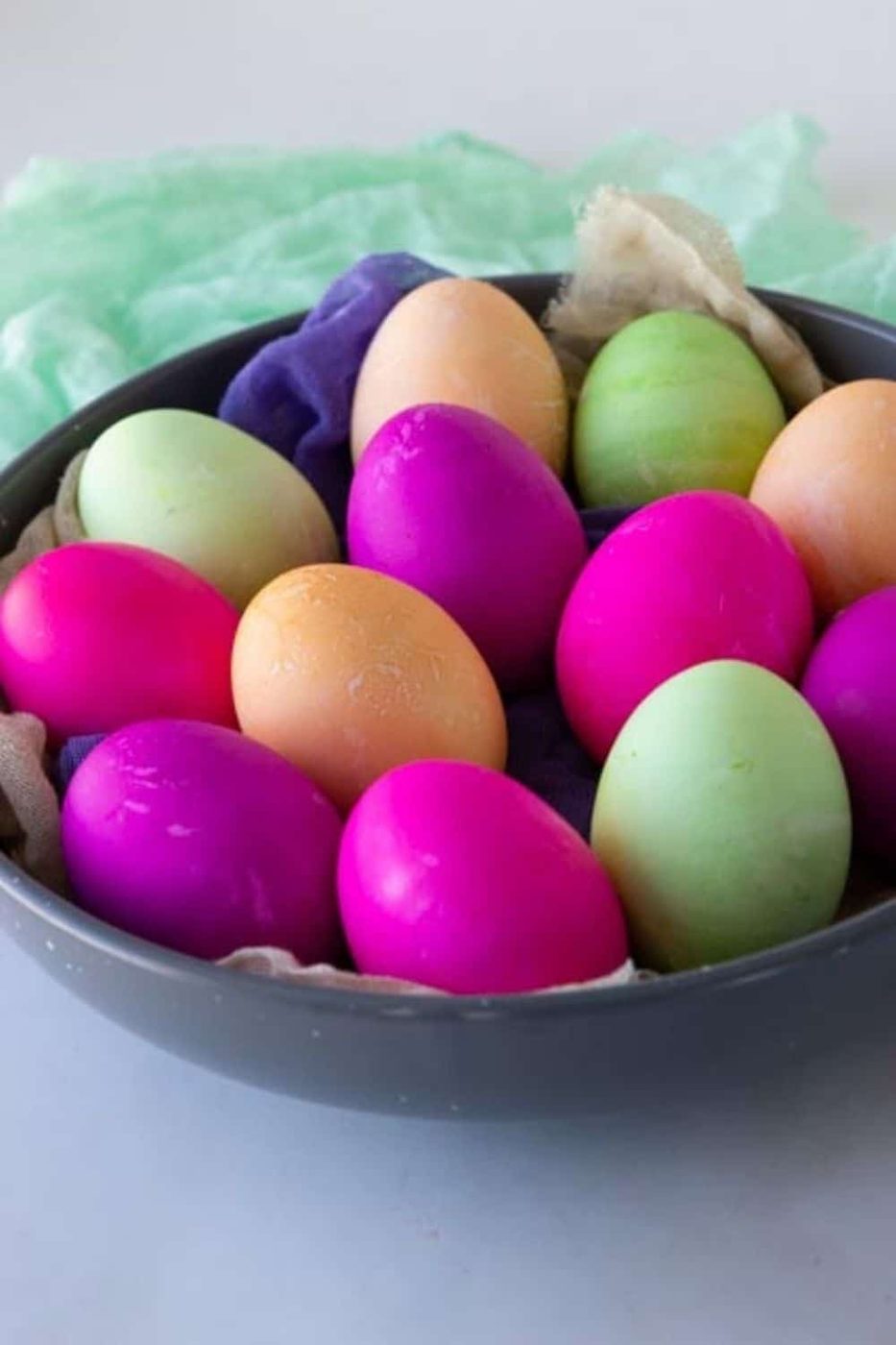Instant Pot Easter Eggs – Cooks and Dyes at Same Time