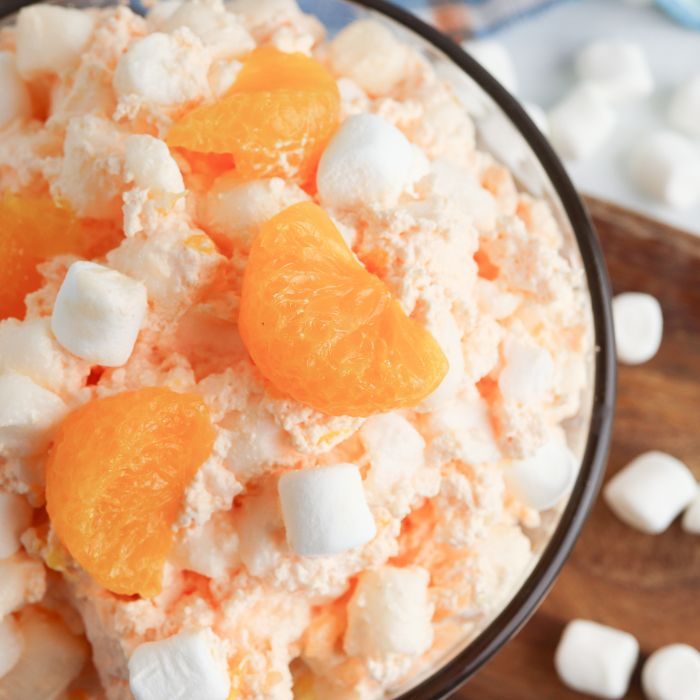 4 Ingredient Mandarin Orange Jello Salad