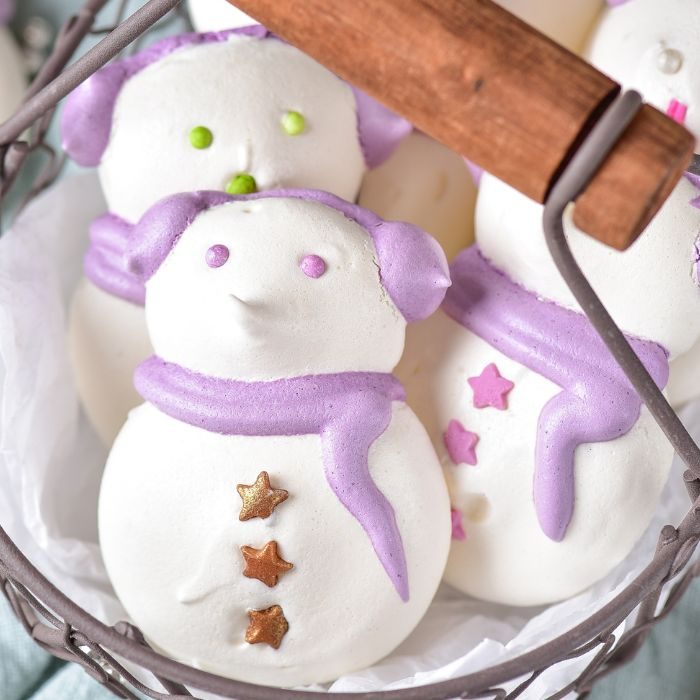 Meringue Snowmen