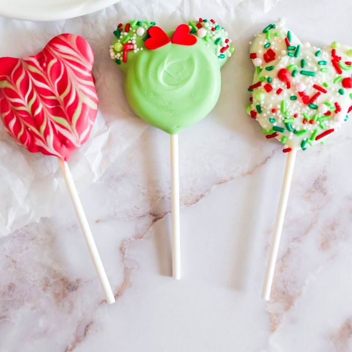 Mickey Mouse Oreo Pops