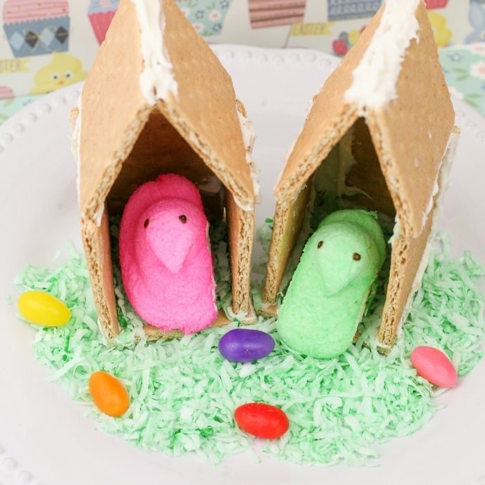 Easter Peeps House Made, plus graham crackers