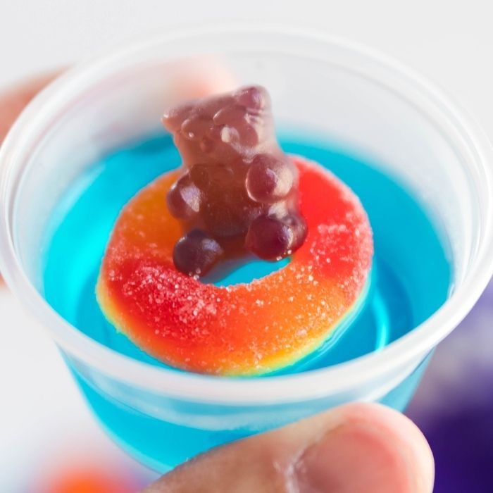 Summer Pool Party Jello Shots, plus vodka