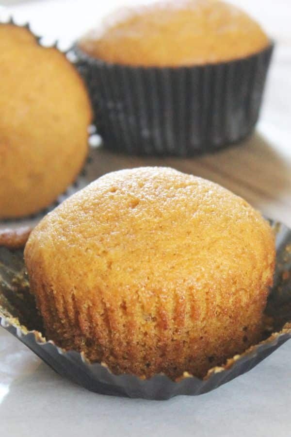 Extra Moist and Light Pumpkin Muffins