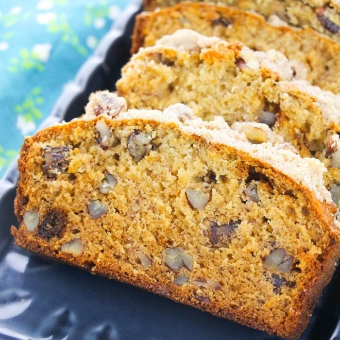 Banana Pecan Bread, plus crumb topping