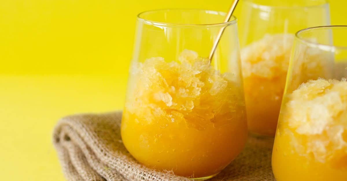 15 Whiskey Mixed Drinks Everyone Needs To Try!