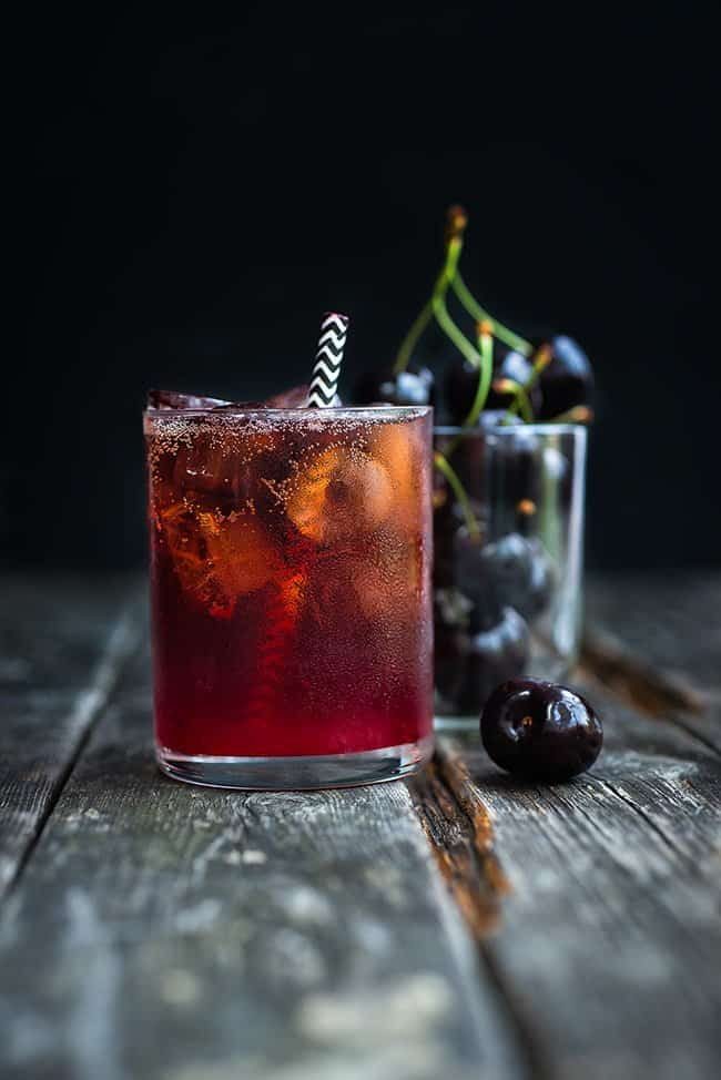 15 Whiskey Mixed Drinks Everyone Needs To Try!
