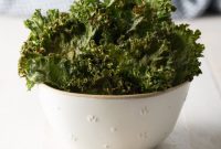 Perfectly Crispy Kale Chips