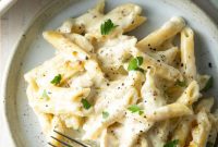 Creamy Chicken Alfredo Gratin