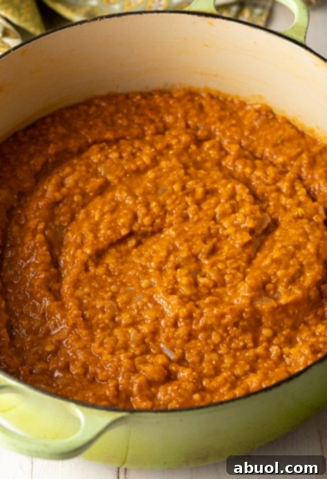 Cooked Ethiopian lentils in the pot.