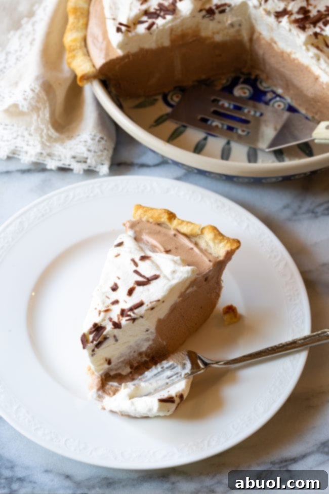 chocolate cream pie slice