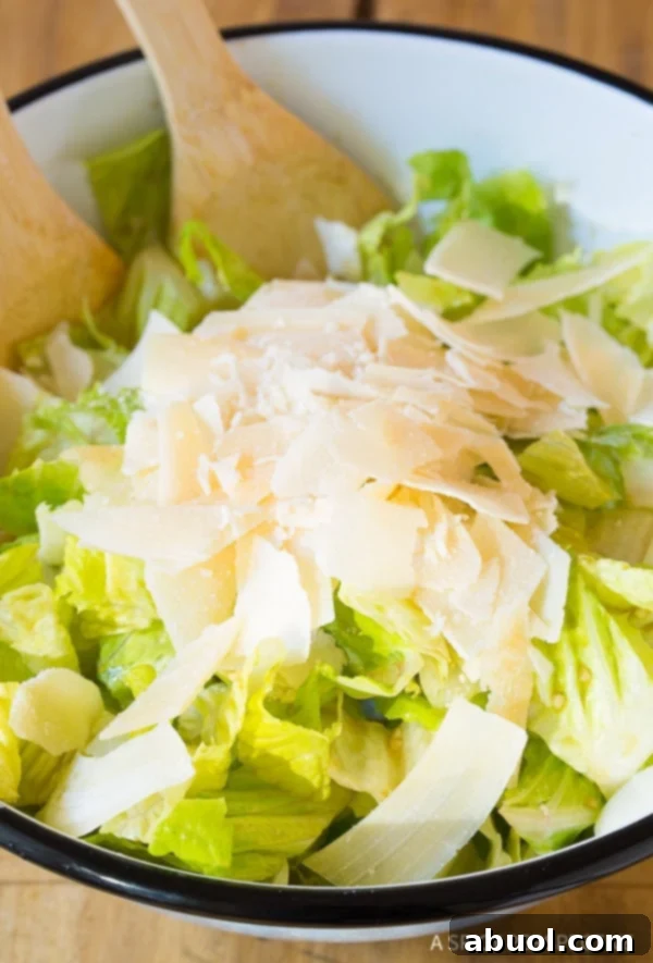 Lieutenant Dan's Steakhouse Salad Recipe