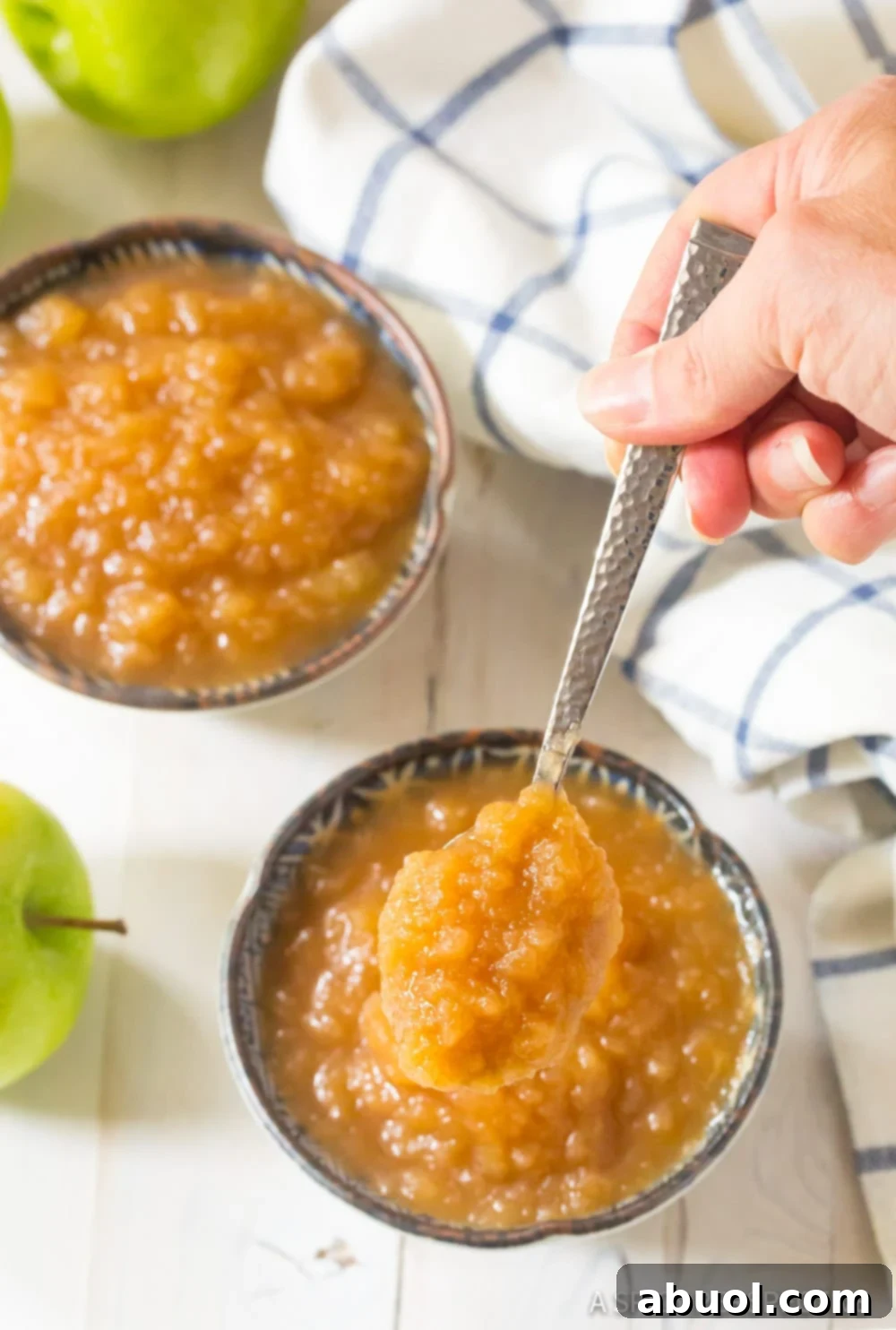 pressure cooker apple sauce on spoon