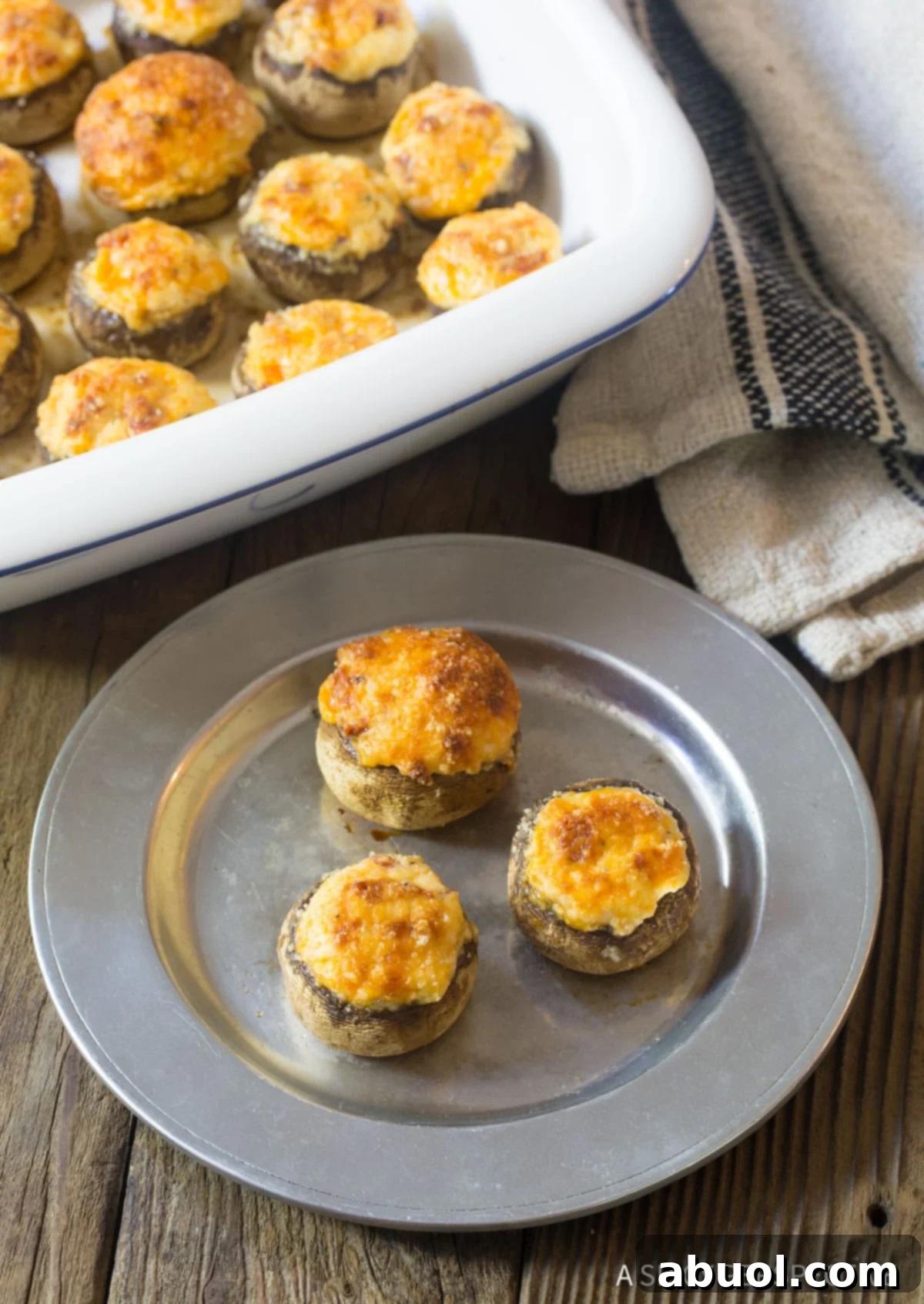 stuffed-mushroom-recipe Appetizer plate with a few of these cream cheese stuffed mushroom caps