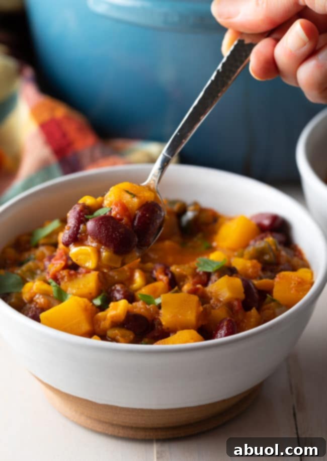 Butternut Squash Chili - spoonful of slow cooker vegetarian chili 