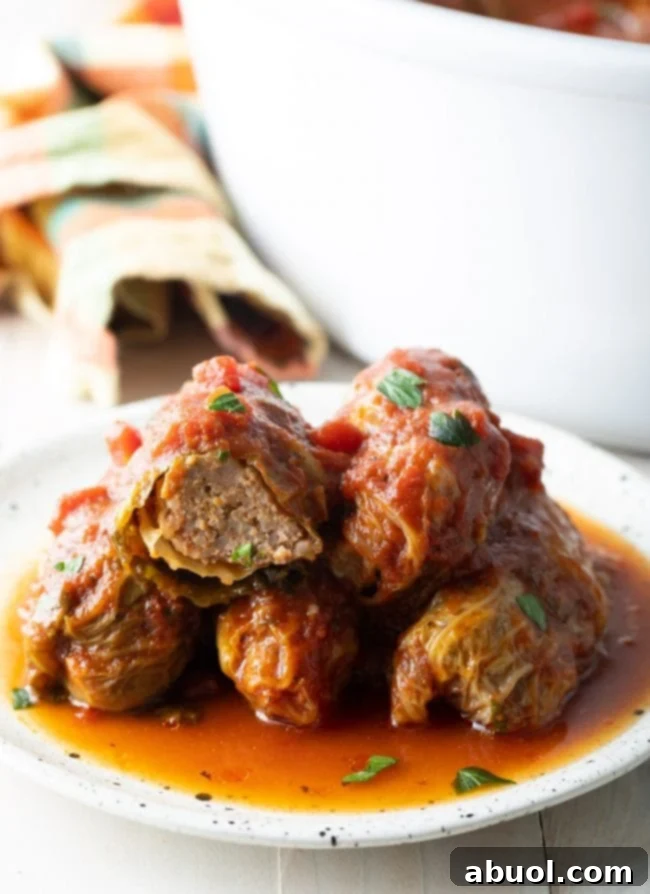 Slow Cooker Cabbage Rolls (Golabki Recipe) - cabbage rolls recipe in the crockpot