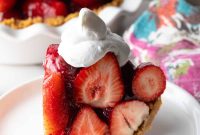 Perfect Homemade Strawberry Pie Recipe for Fresh Summer Fruit