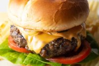 How to Make Crack Burgers – Juicy Cheesy Smash Burgers